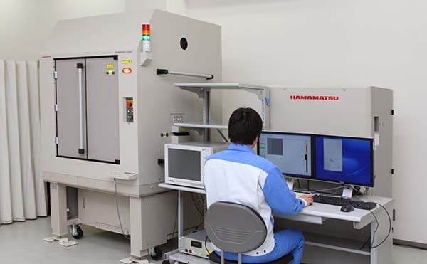 ロックイン発熱解析法